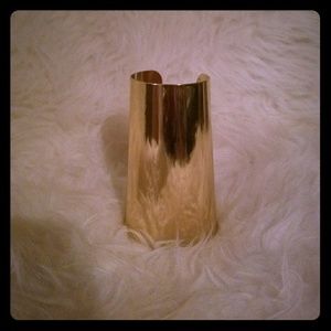 GOLD CUFF
